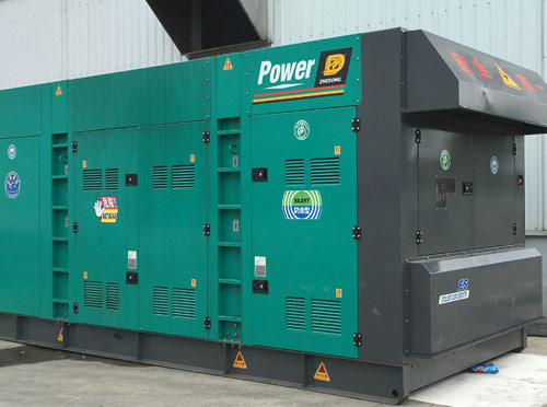 商城升级发电机组的过程中需要注意哪些安全事项？