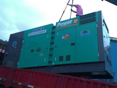 商城空气滤清器的更换周期一般是多久？